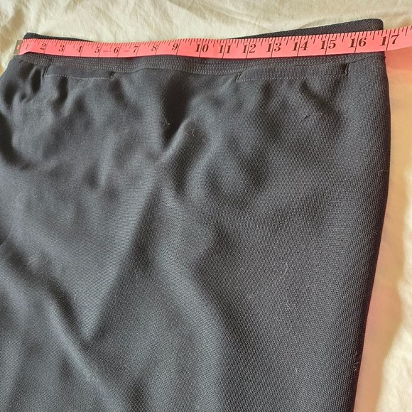 Simon Chang Navy skirt - Picture 6 of 11